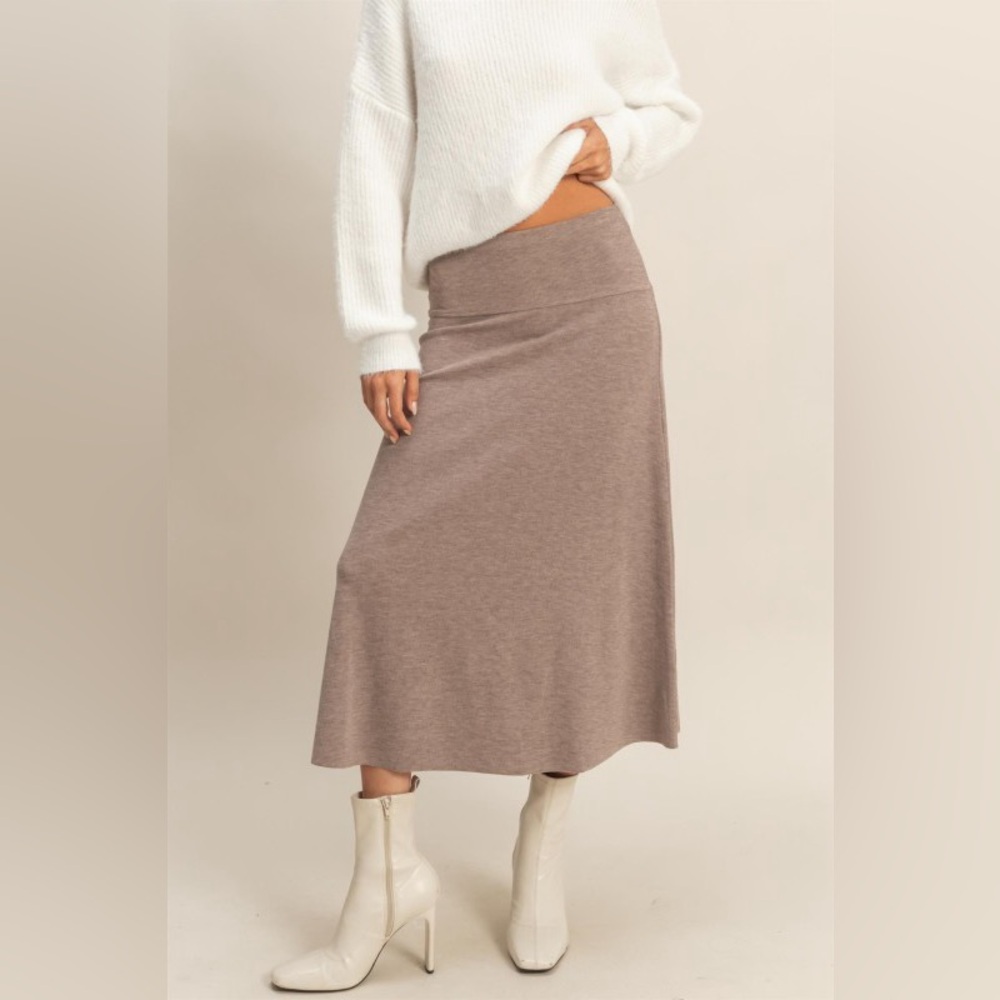 #24 Lauren Ribbed Skirt